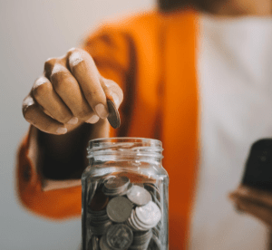 img:Dia do Investidor: troque os gastos da Black Friday por dinheiro na conta!